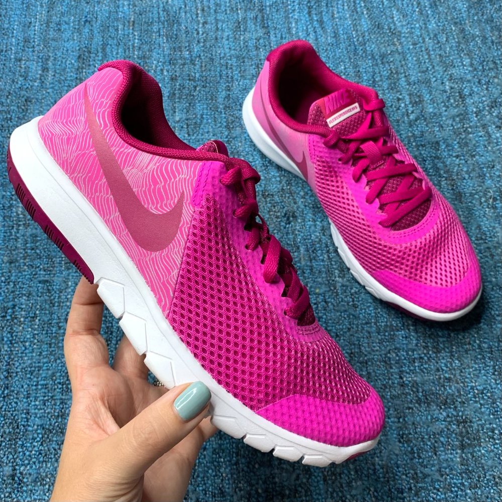 Nike Flex Experience RN 5 Pink Lace Up Sneakers